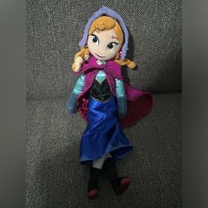 DISNEY FROZEN: ANNA PLUSH